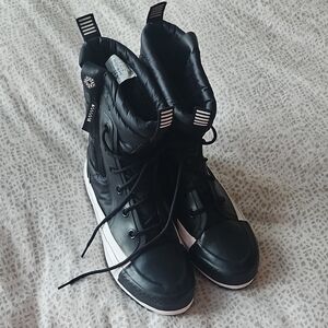 Converse Black Winter Boots